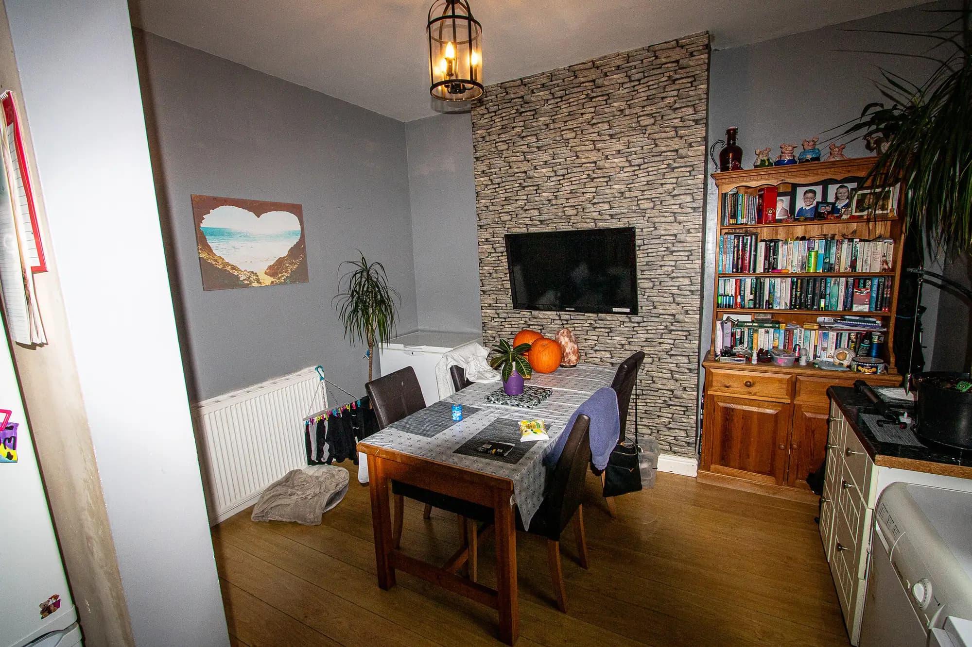 property photo 9 of 24