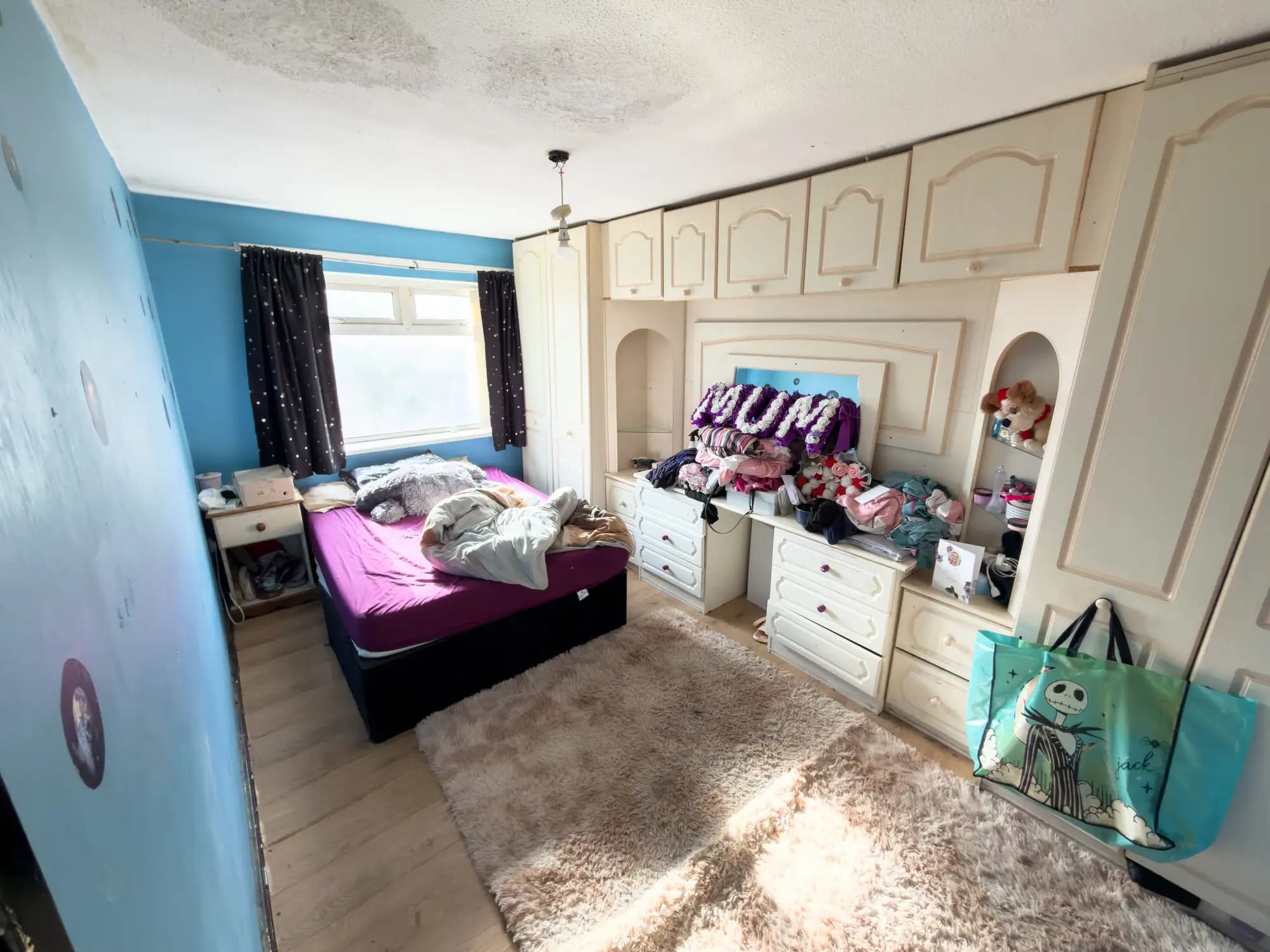 property photo 13 of 31