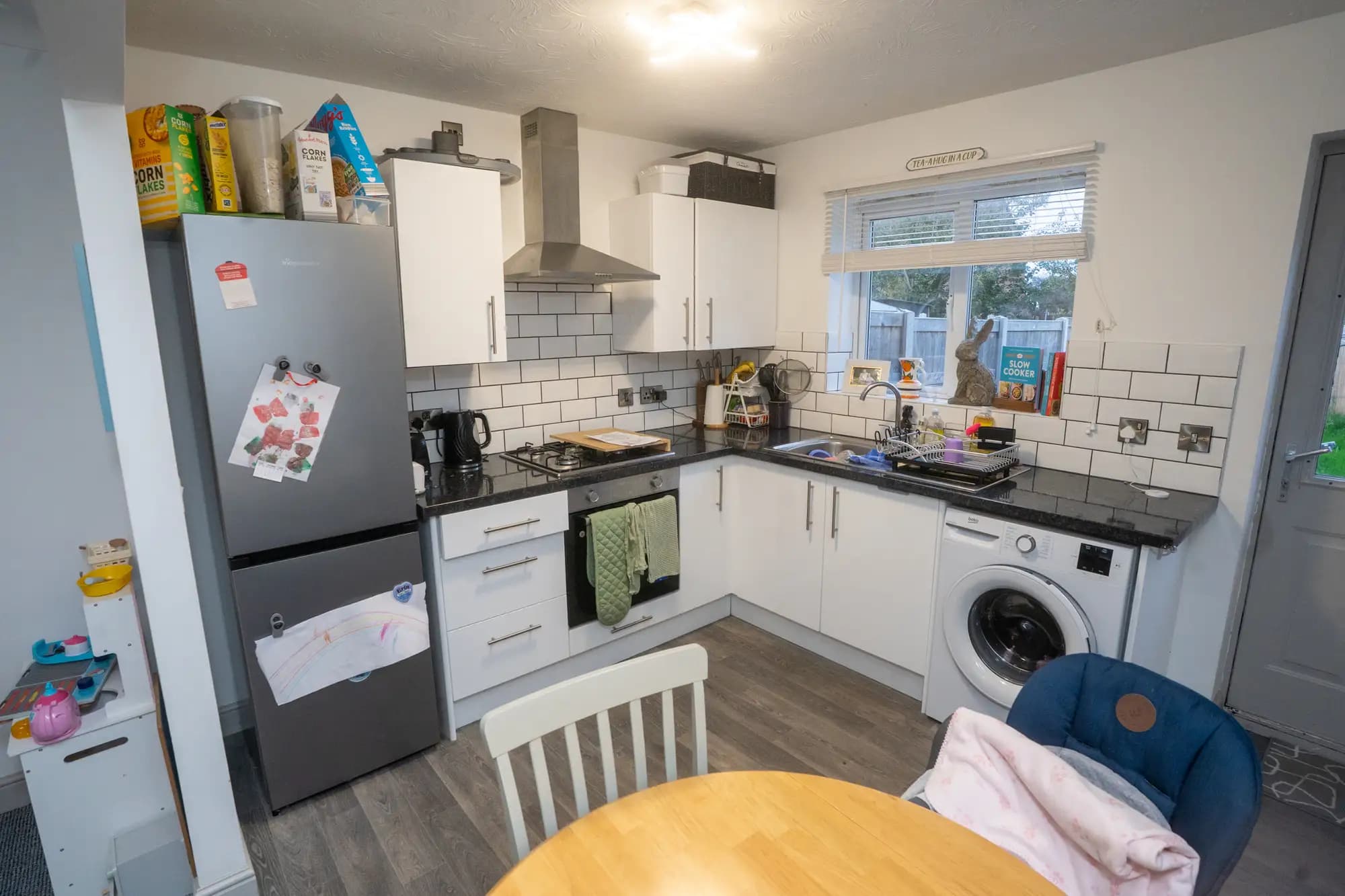 property photo 7 of 17