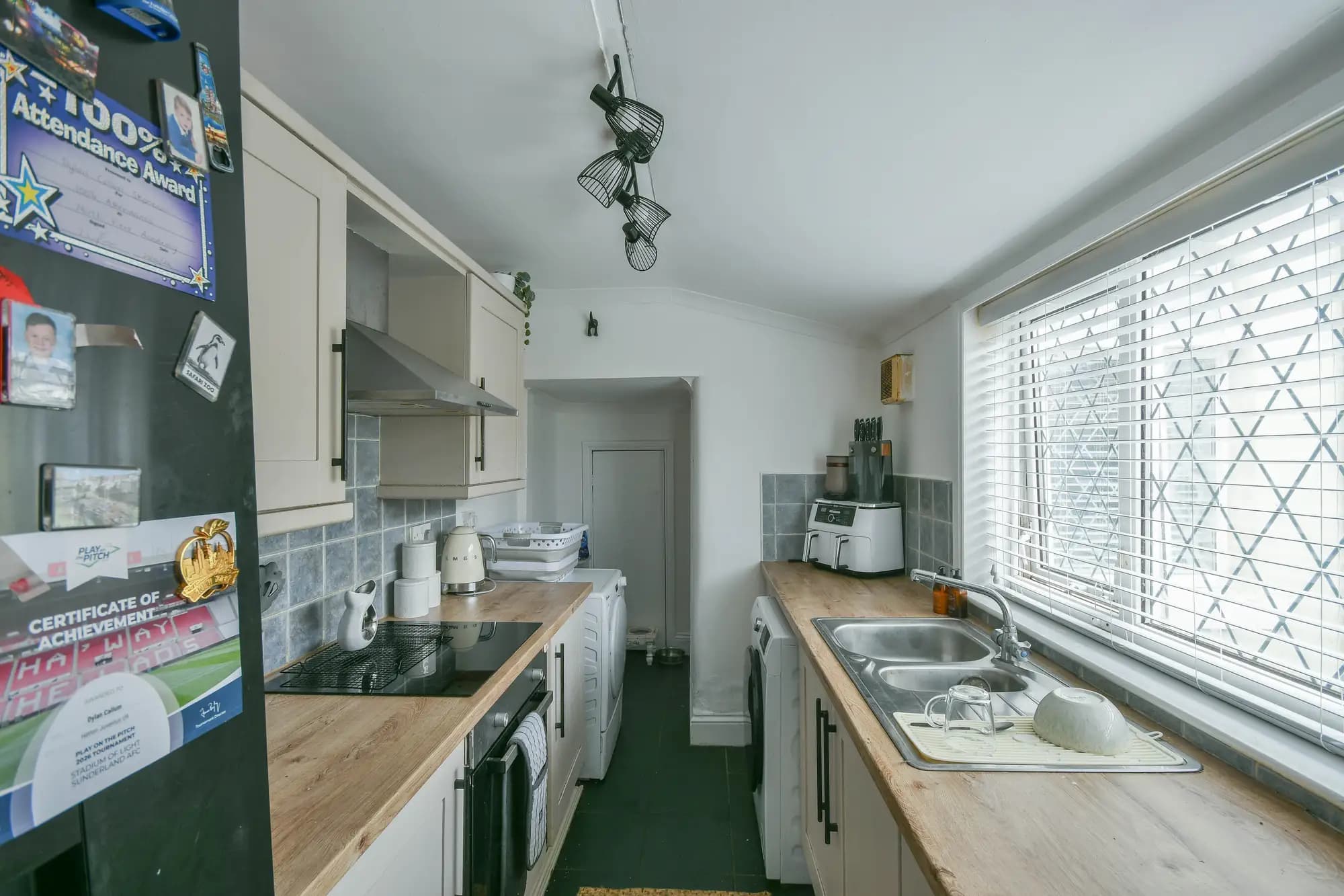 property photo 6 of 15