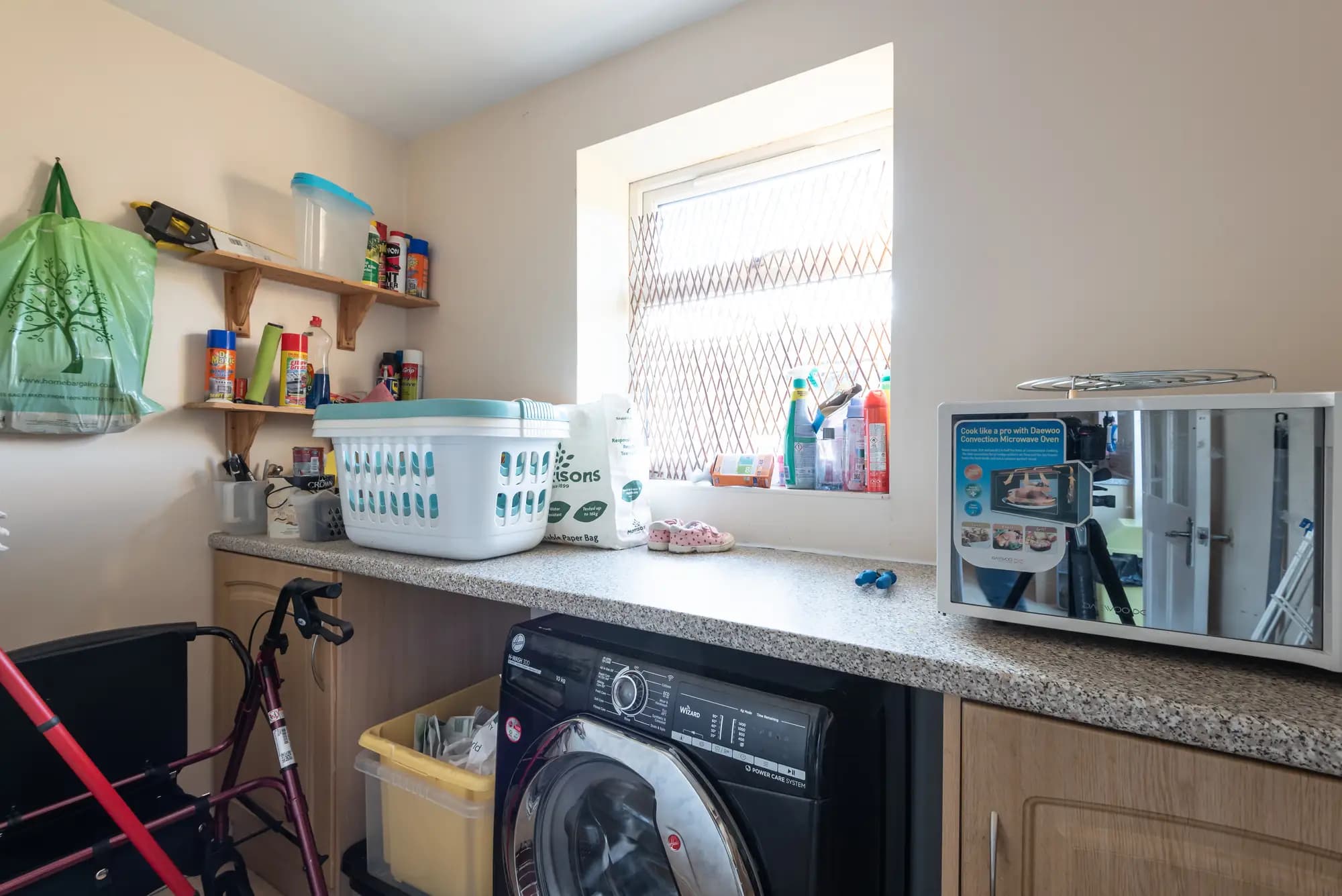 property photo 9 of 30