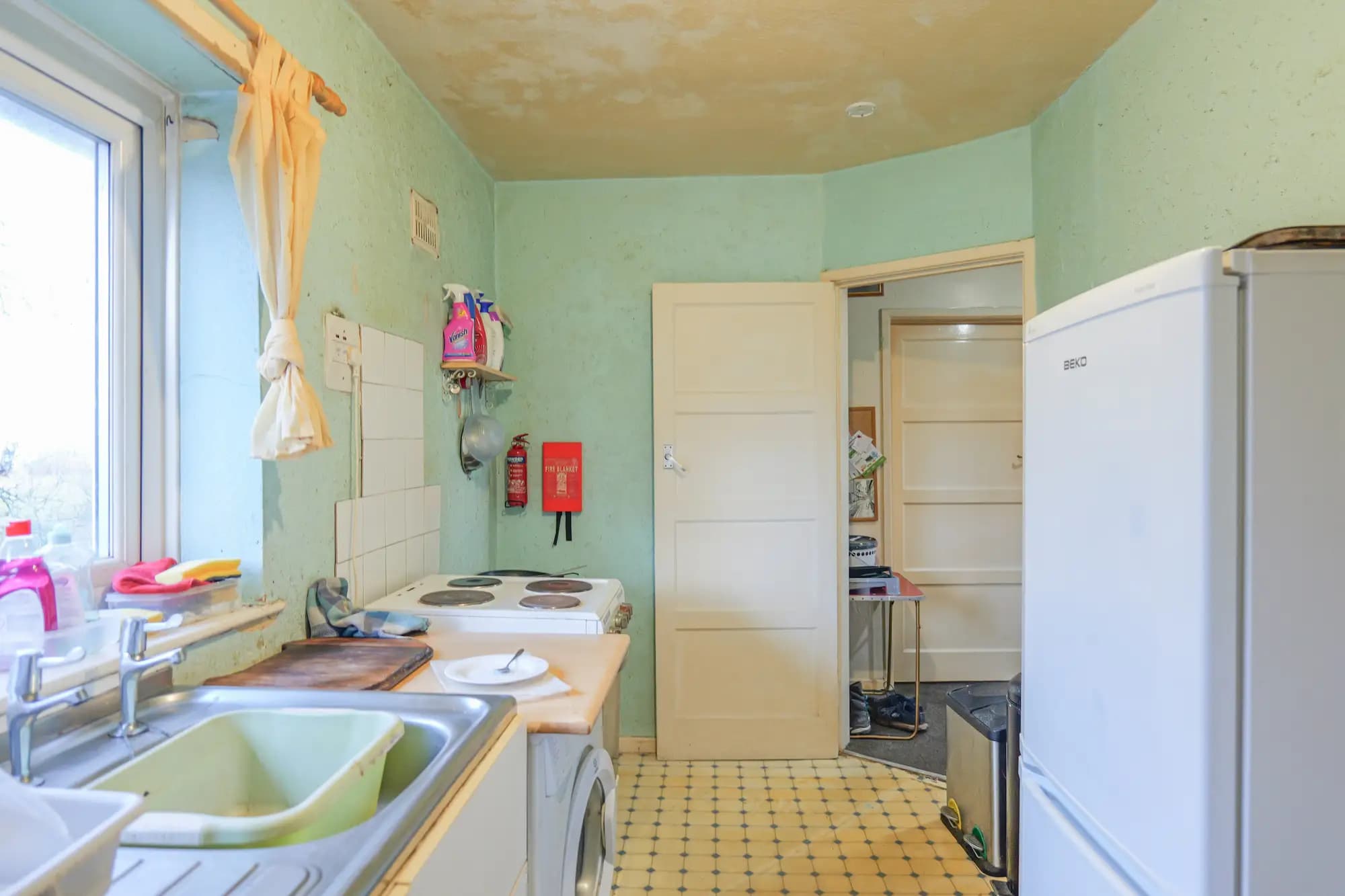 property photo 4 of 20