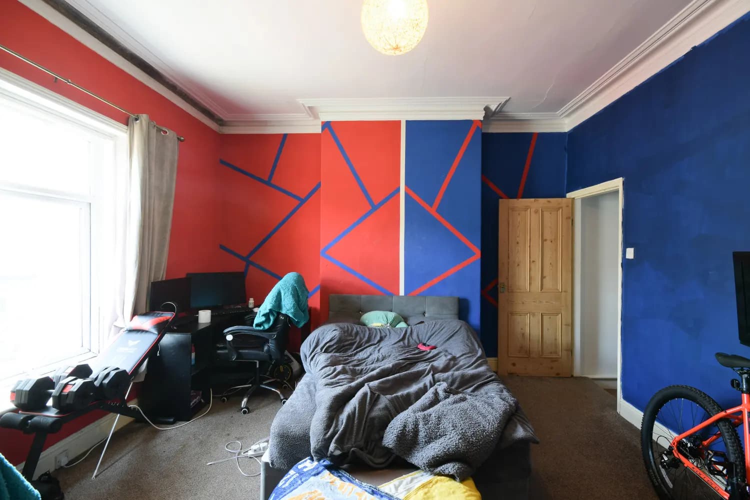 property photo 11 of 18