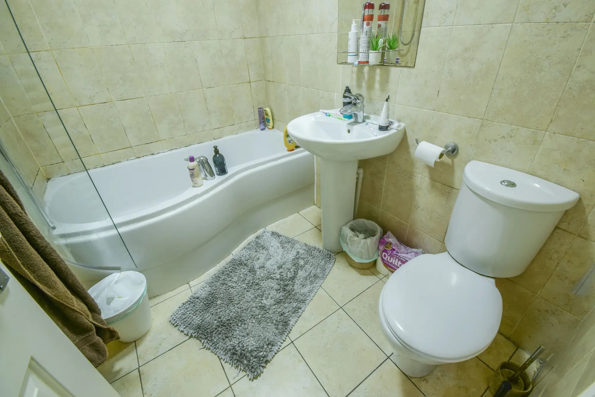 property photo 6 of 15