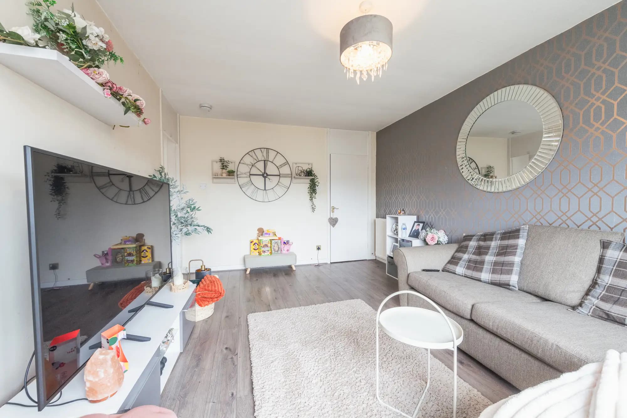 property photo 2 of 29