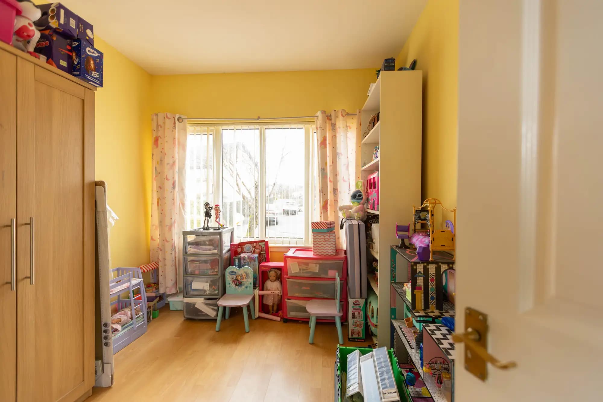 property photo 23 of 38