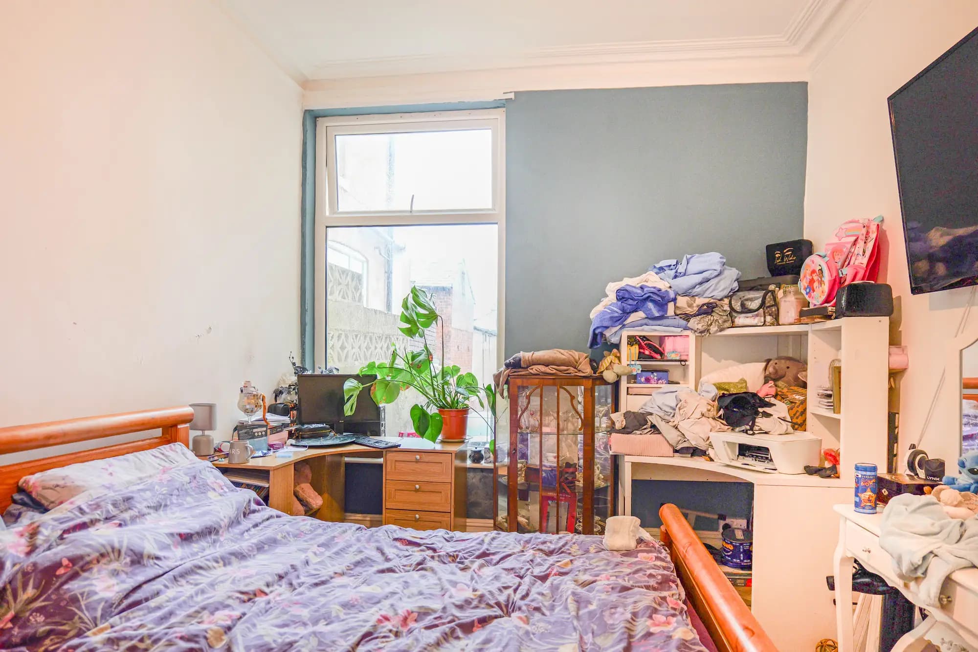 property photo 22 of 32