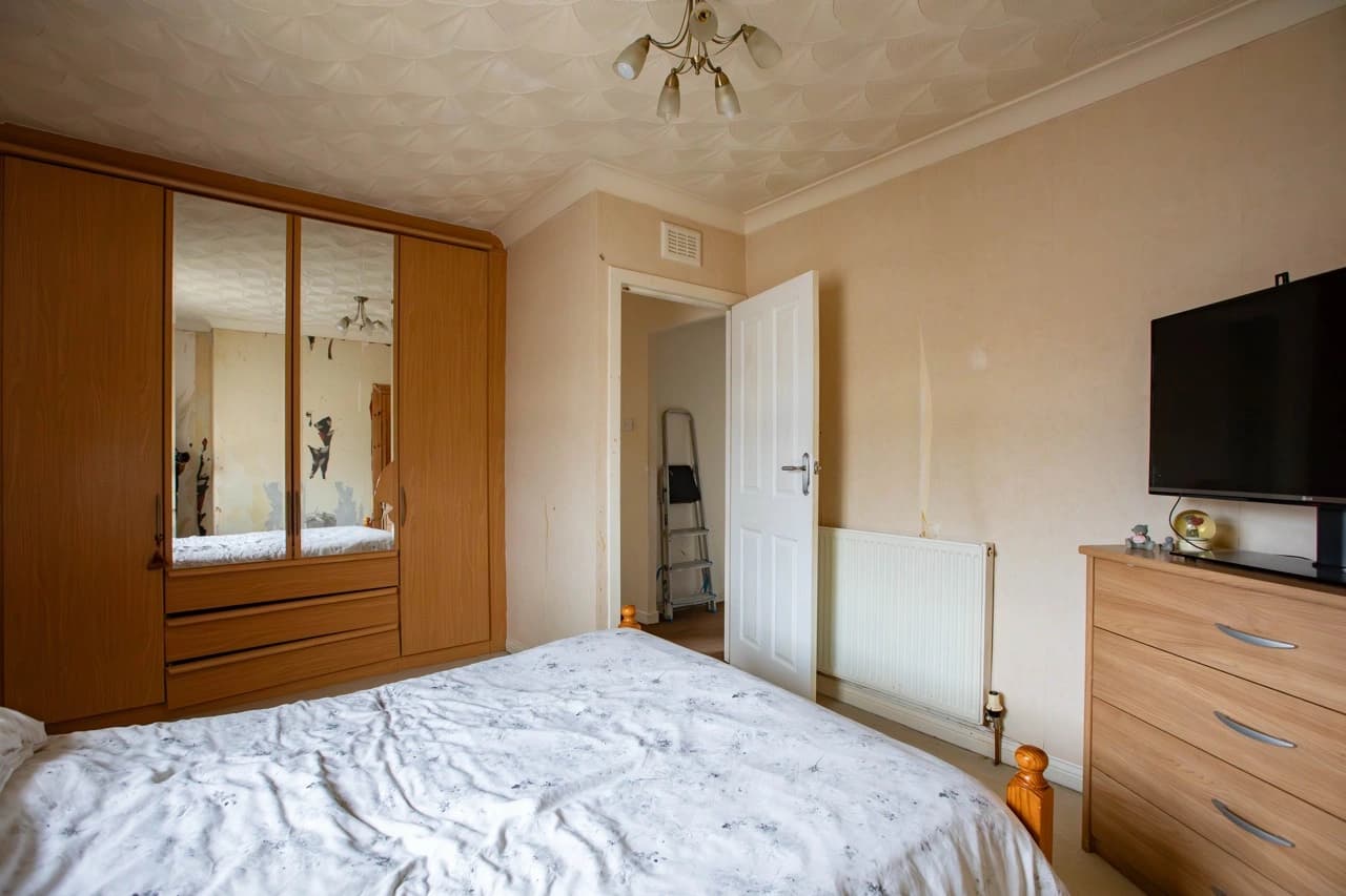 property photo 12 of 22