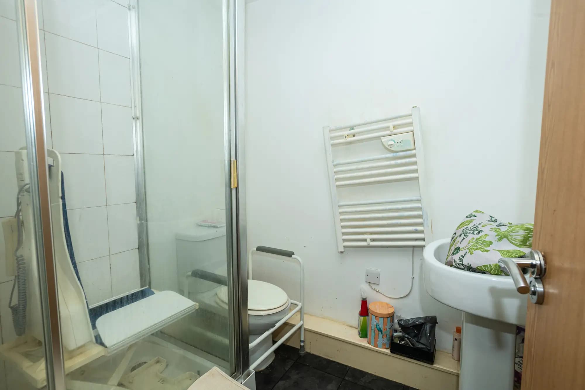 property photo 11 of 28