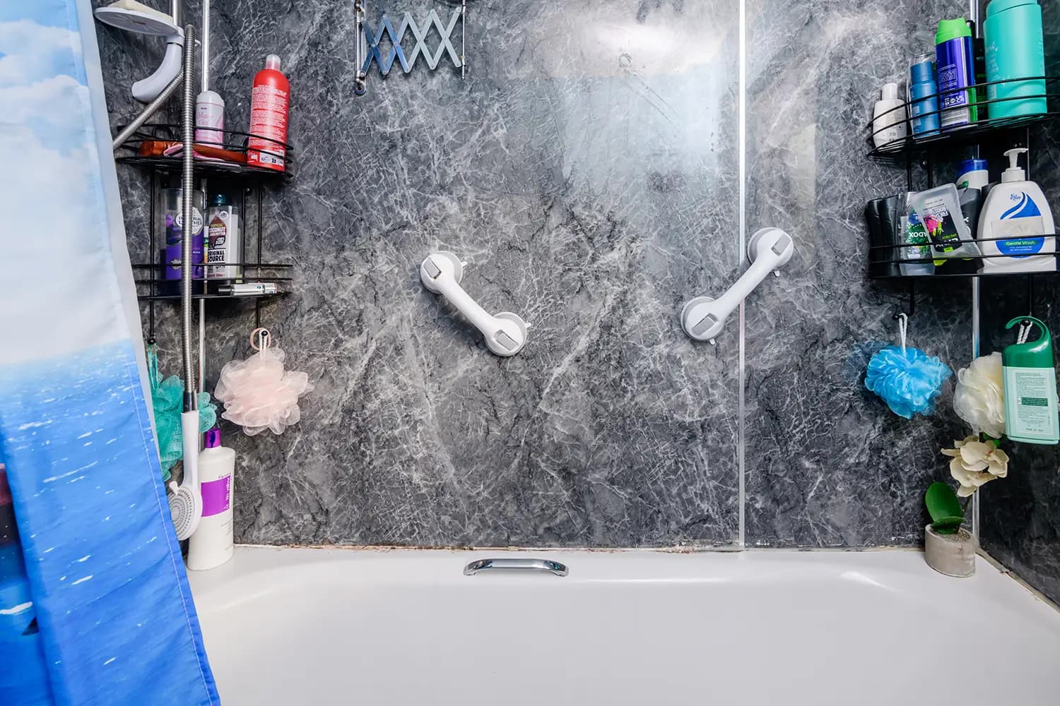 property photo 10 of 27