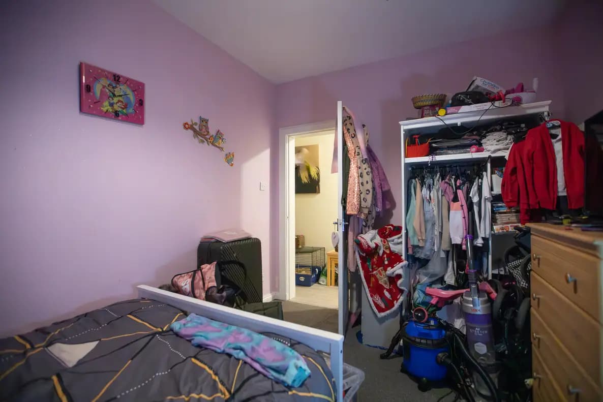 property photo 18 of 28