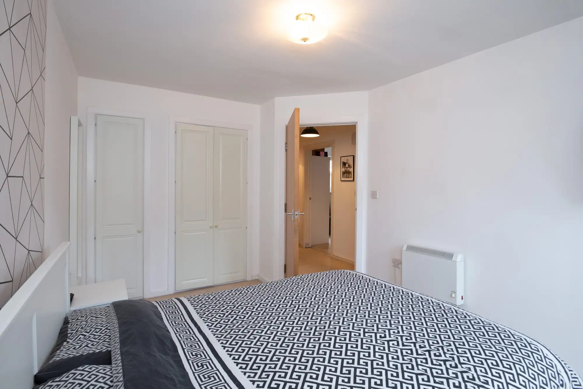 property photo 14 of 18