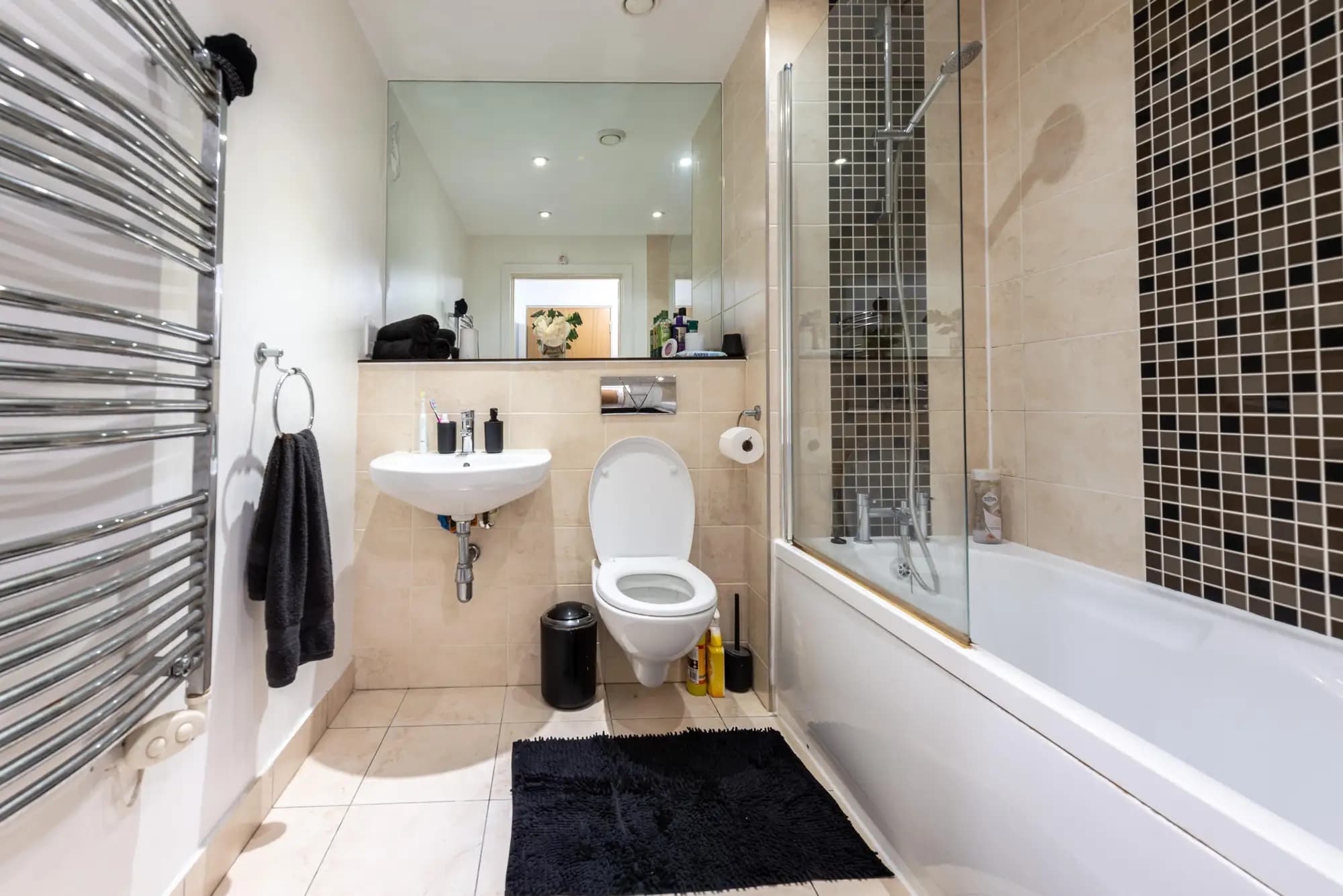 property photo 21 of 42
