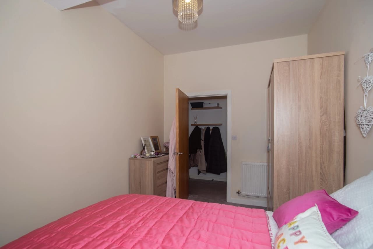 property photo 14 of 24