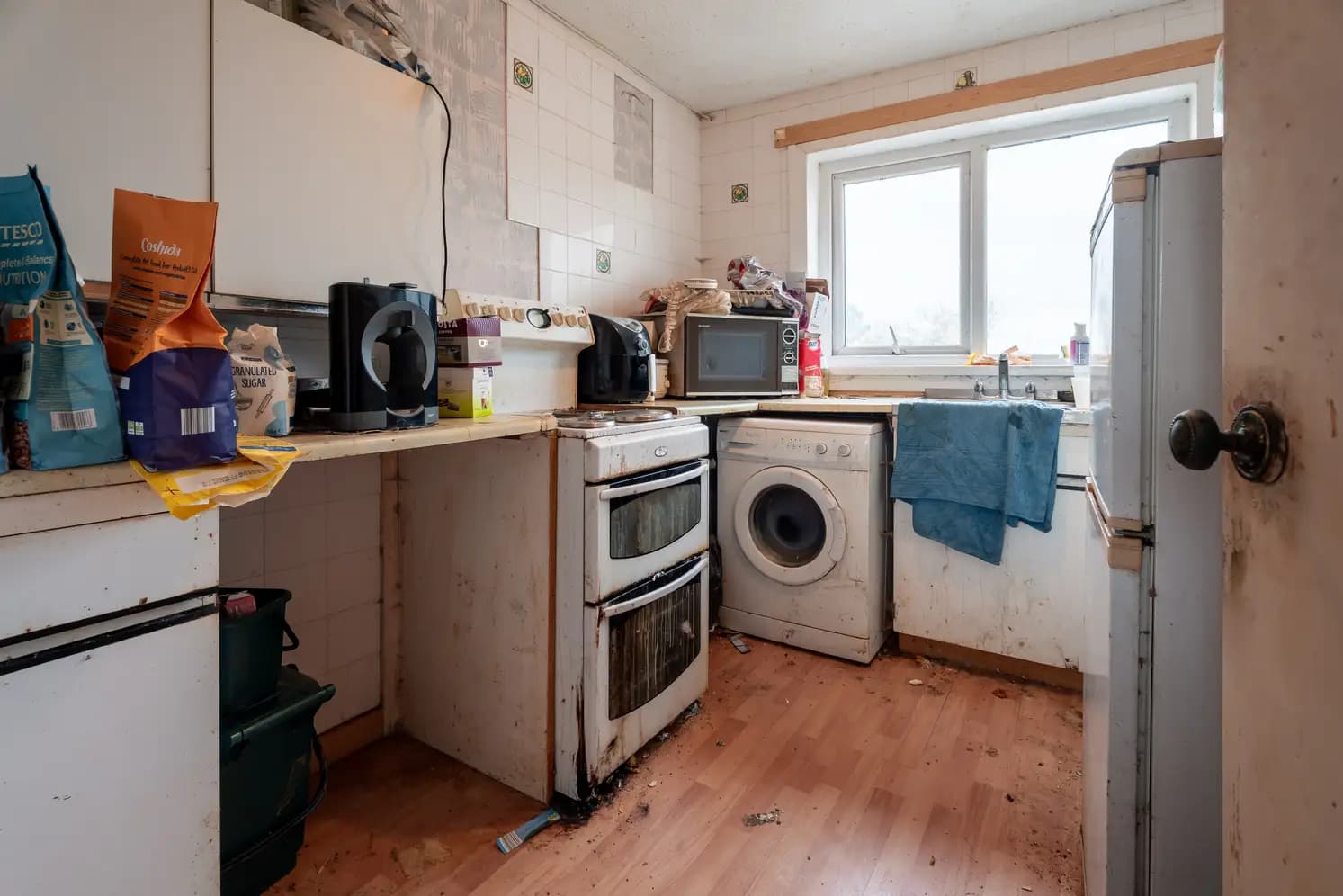 property photo 5 of 10