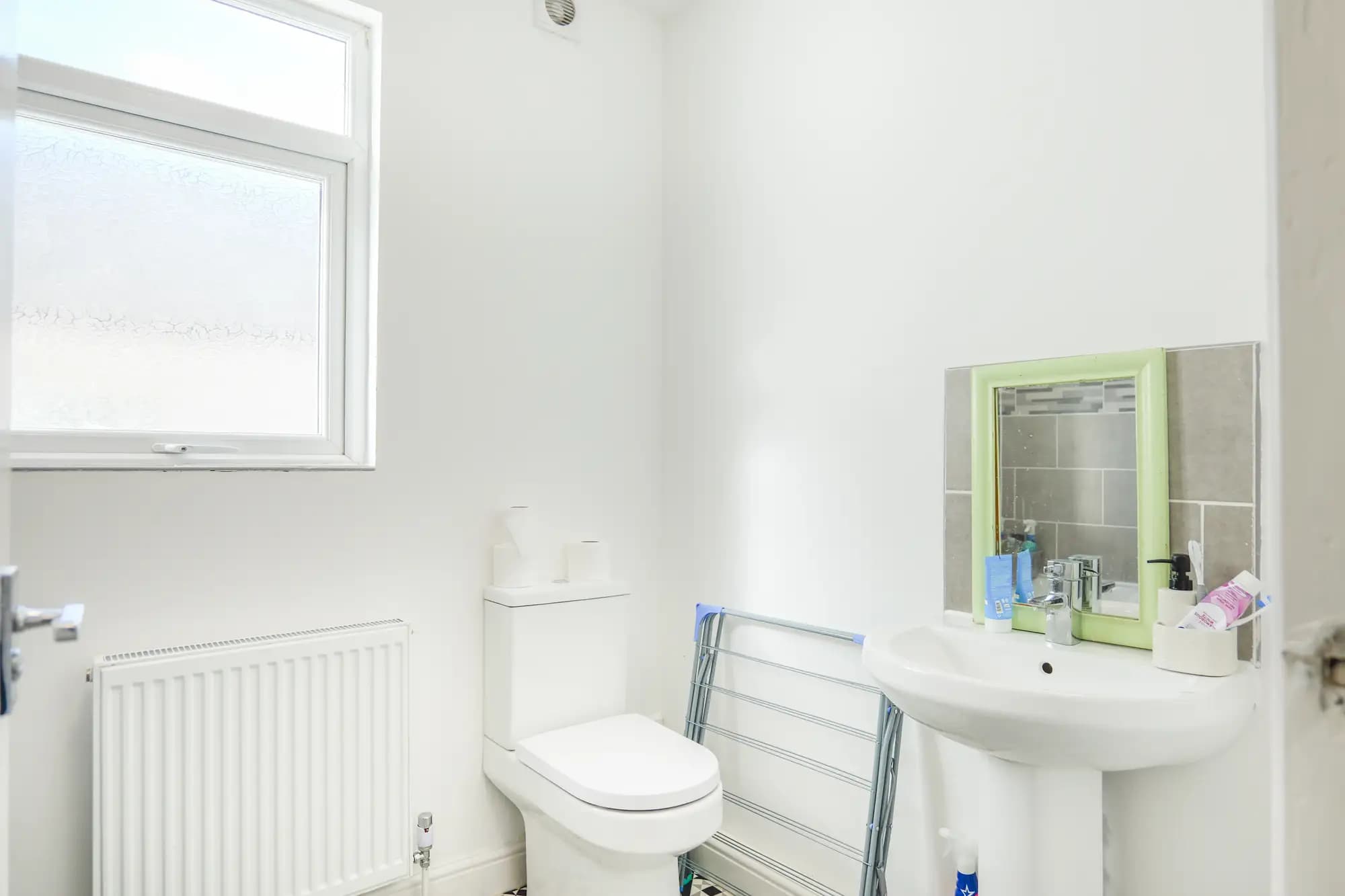 property photo 13 of 29