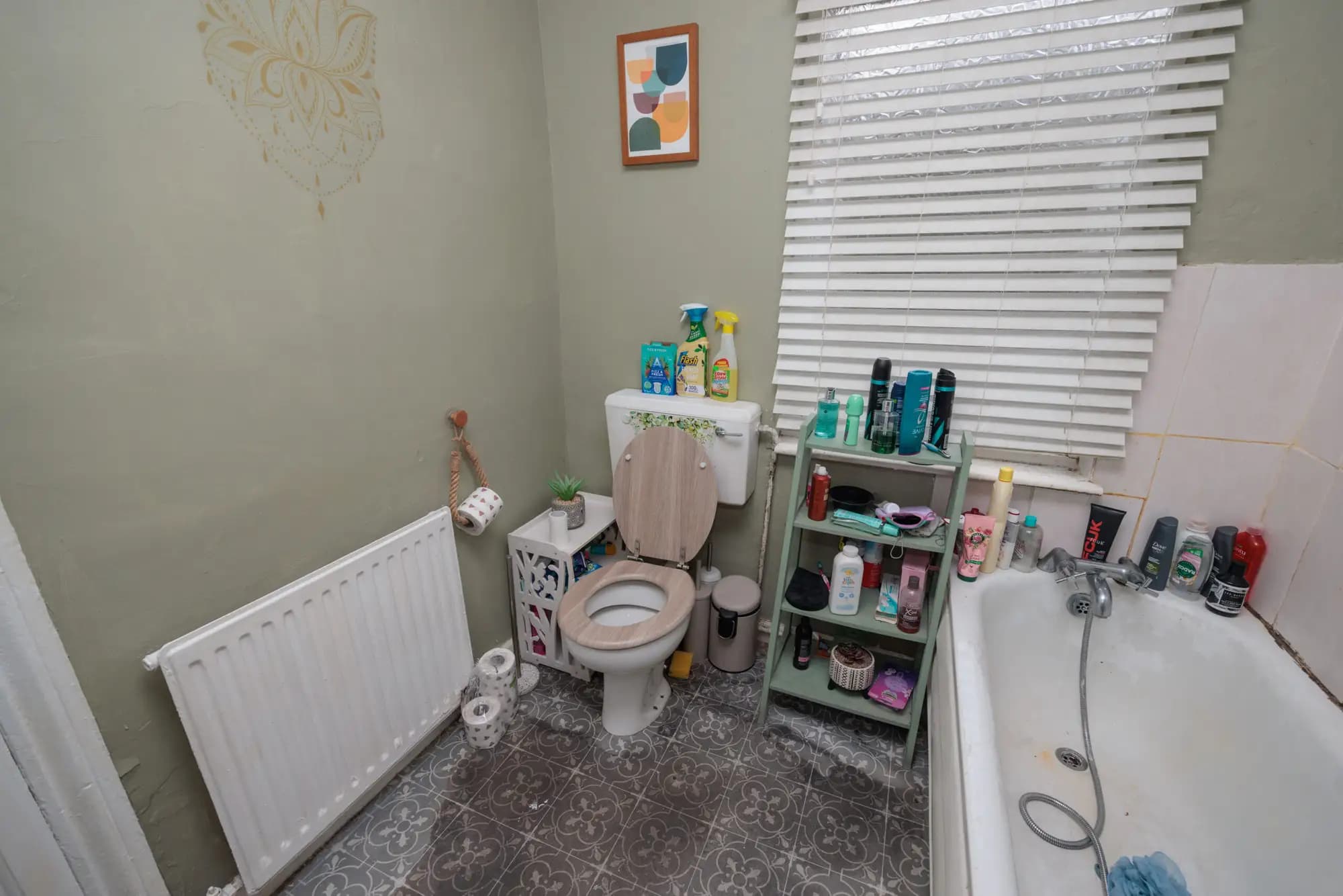 property photo 10 of 25