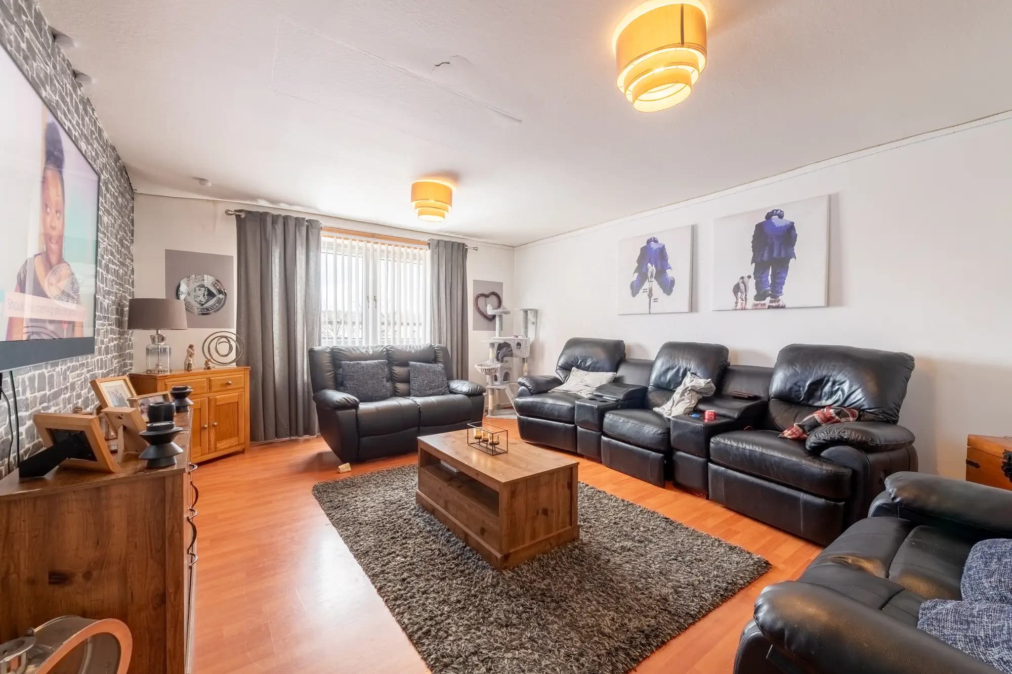 property photo 5 of 37