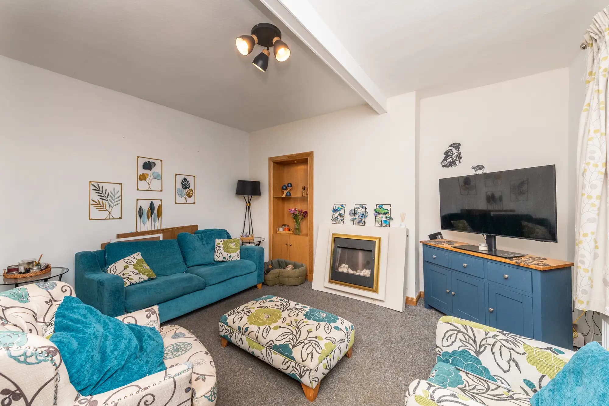 property photo 2 of 34