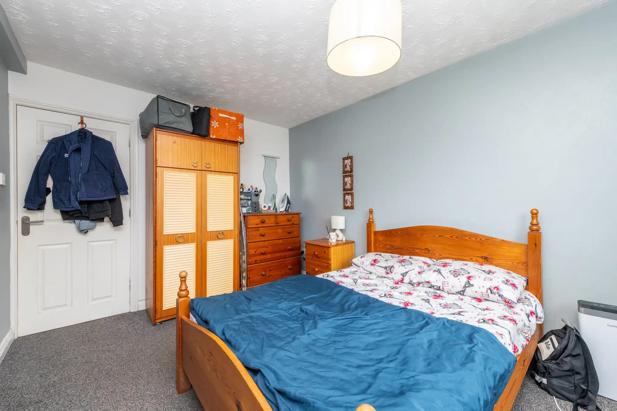 property photo 16 of 26