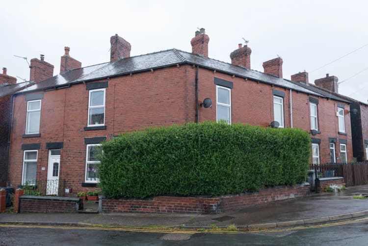 property photo 25 of 27