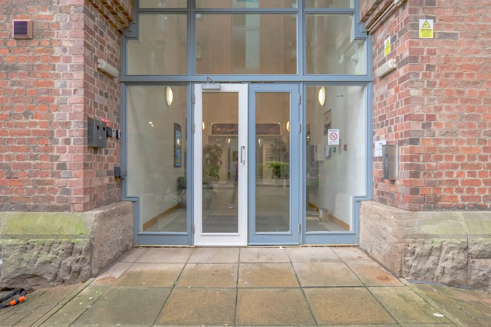 property photo 13 of 14