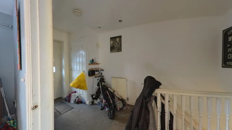 property photo 28 of 37