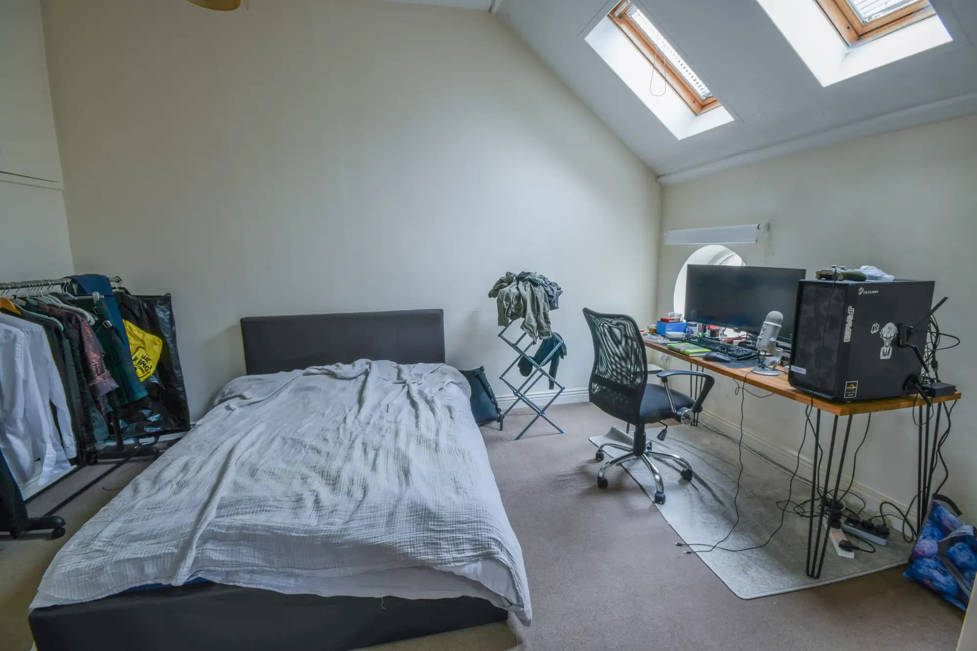 property photo 10 of 15