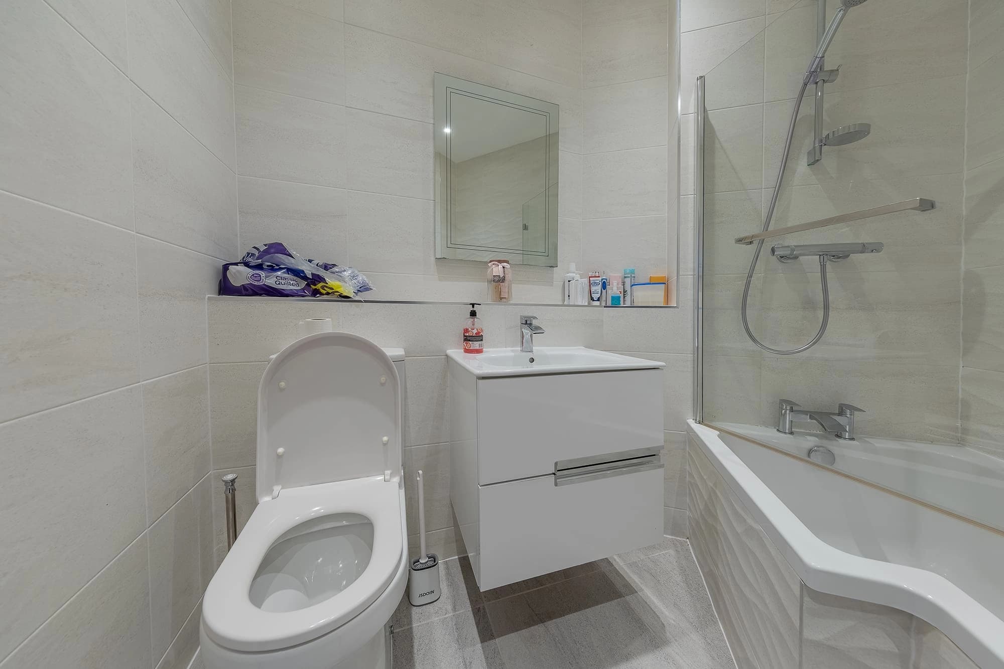 property photo 9 of 15