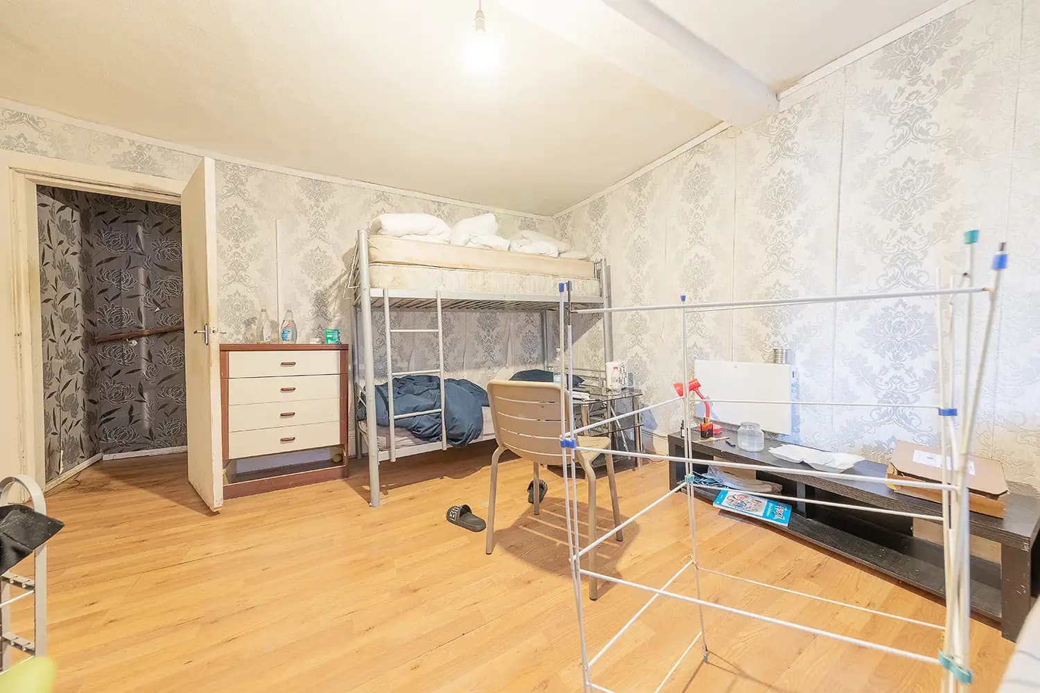 property photo 12 of 16