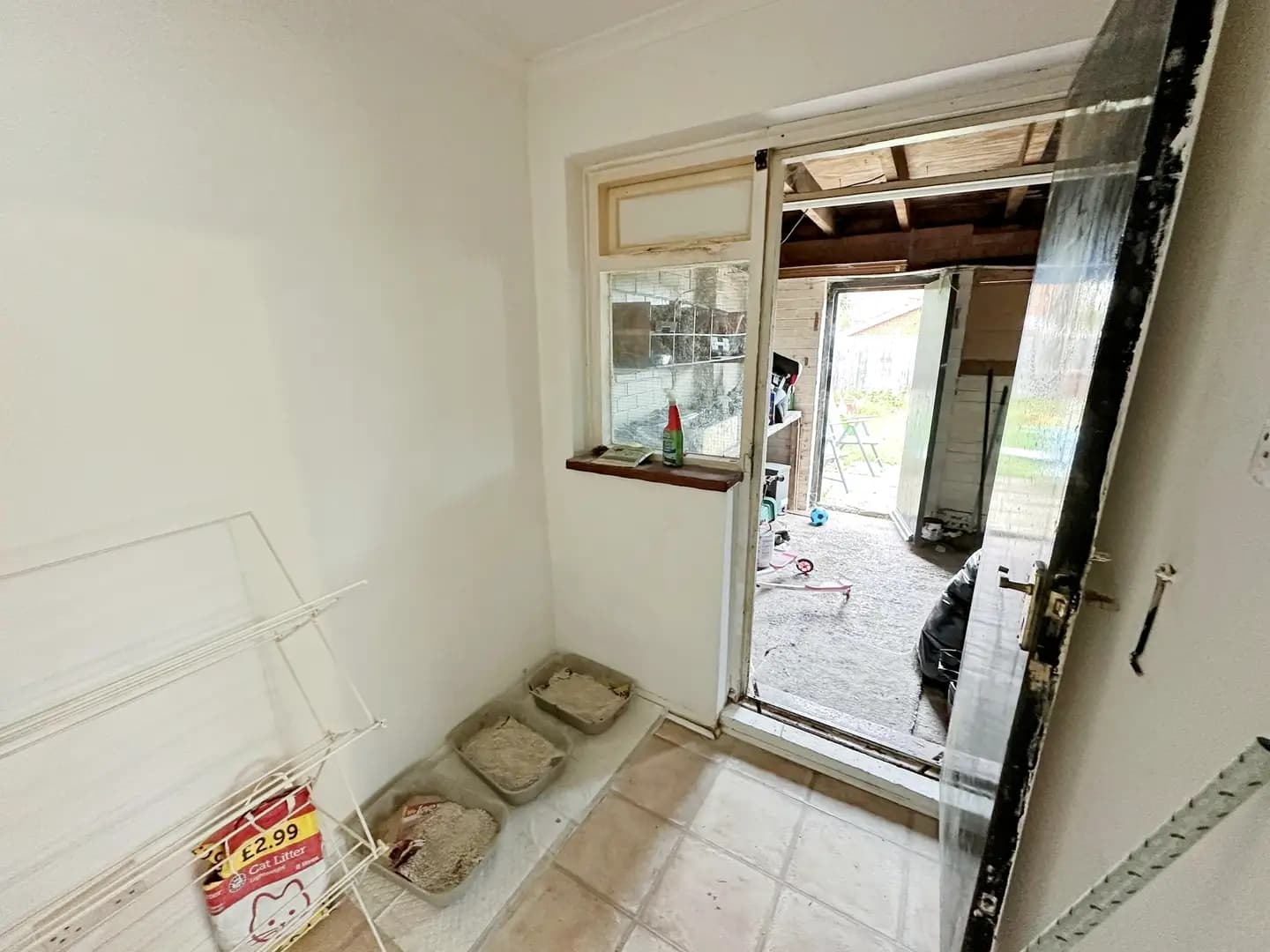 property photo 18 of 32