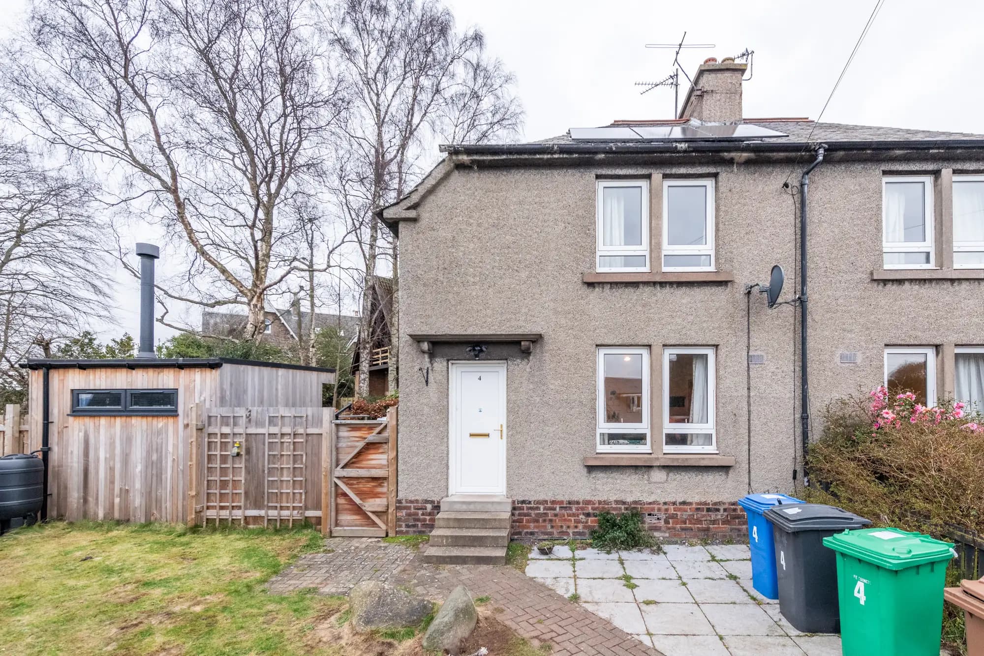 property photo 1 of 34