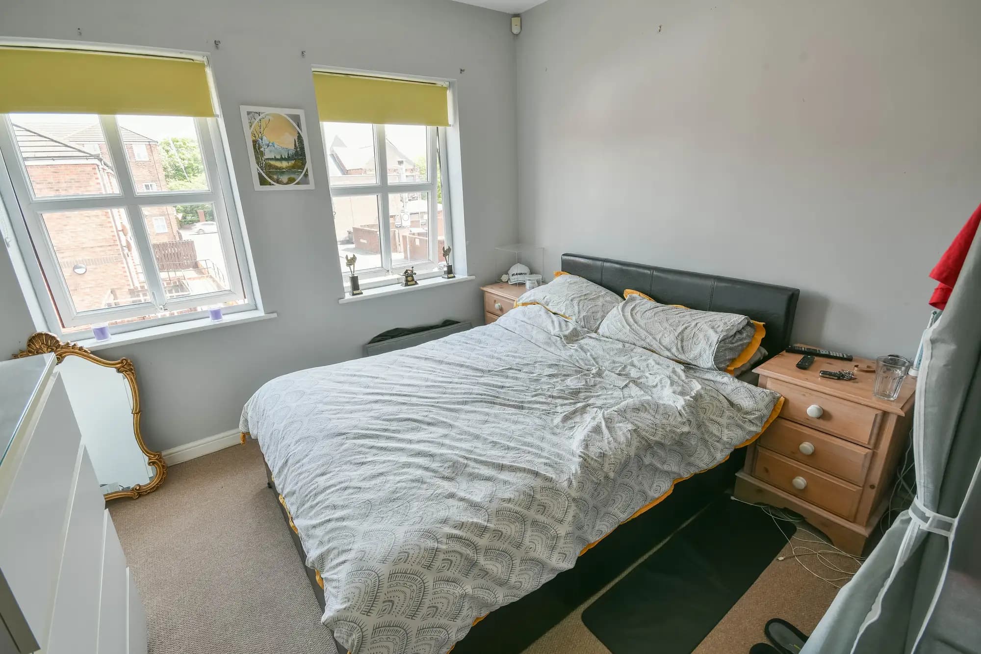 property photo 8 of 13