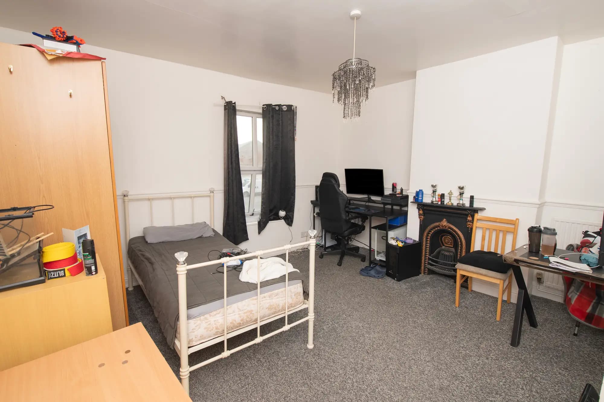 property photo 12 of 18