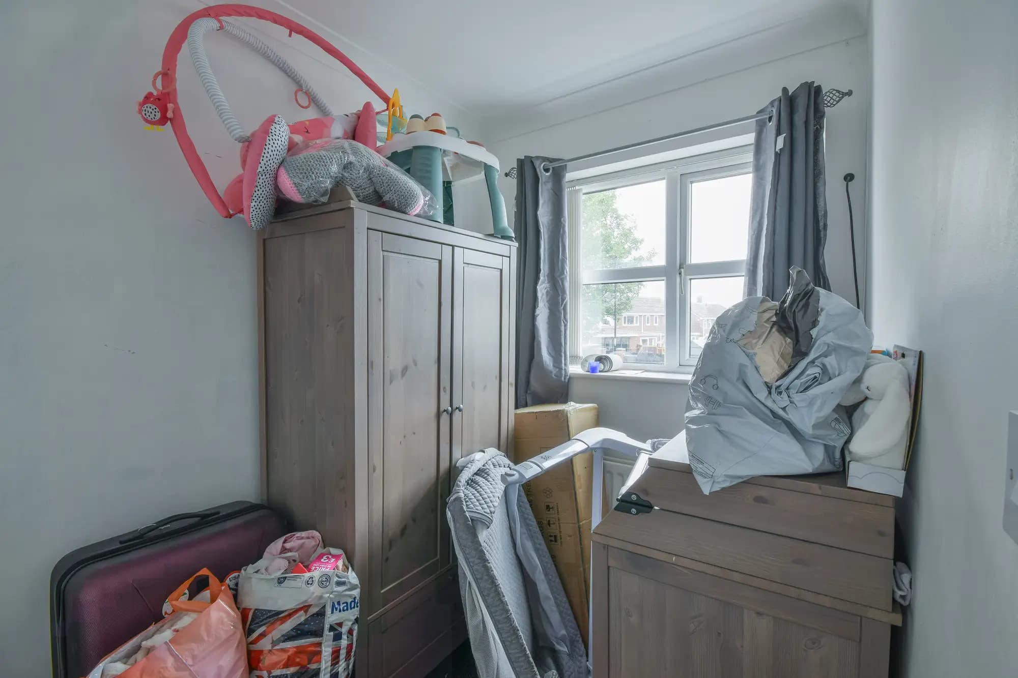 property photo 13 of 17