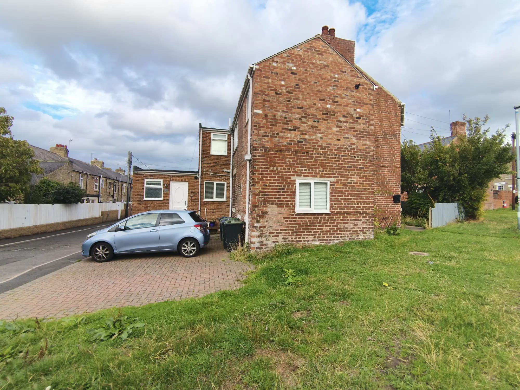 property photo 20 of 21