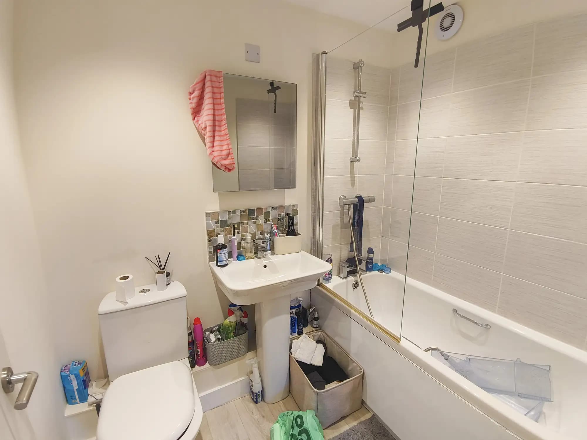 property photo 7 of 15