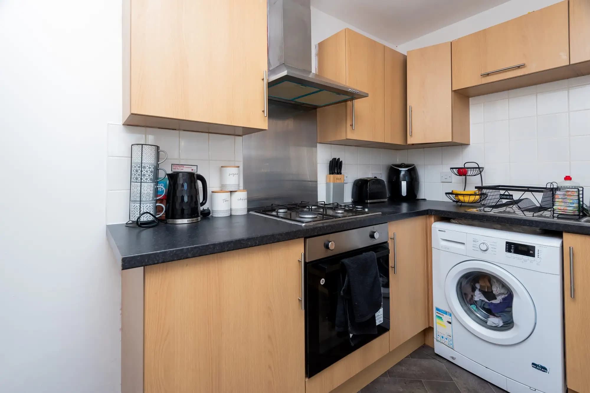 property photo 11 of 33