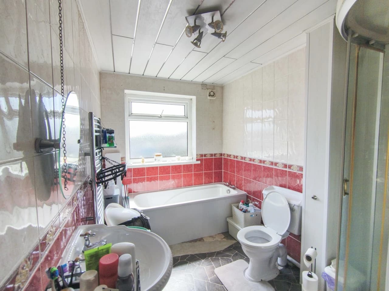 property photo 10 of 22