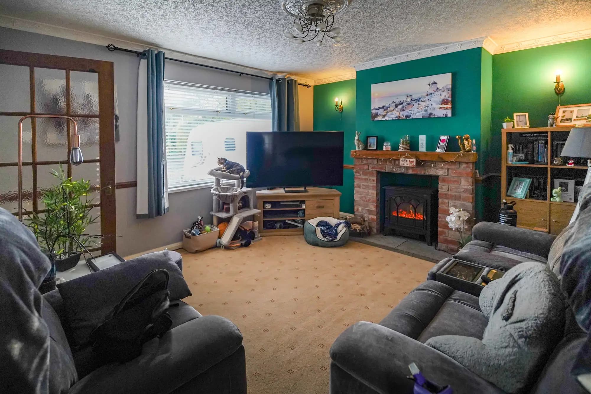 property photo 2 of 30