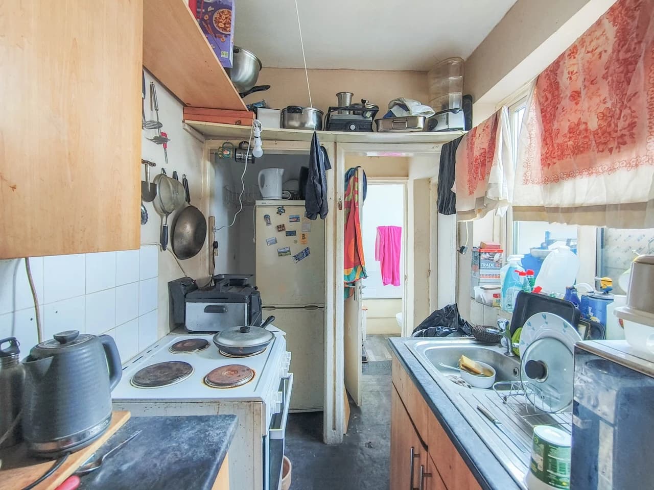 property photo 8 of 28
