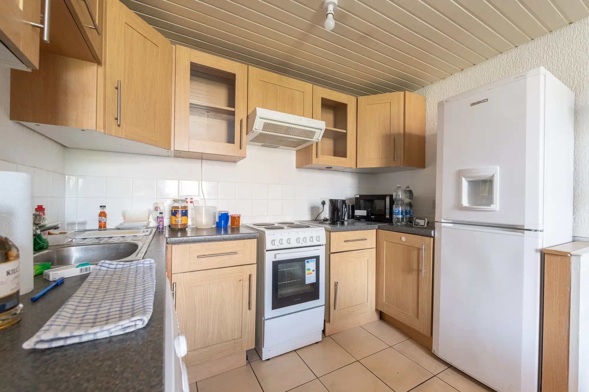 property photo 5 of 22