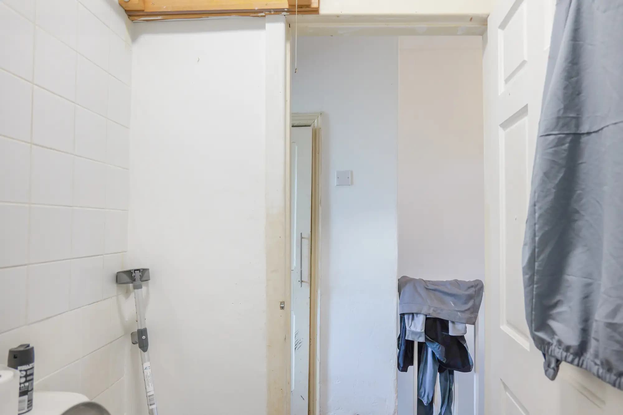 property photo 8 of 22