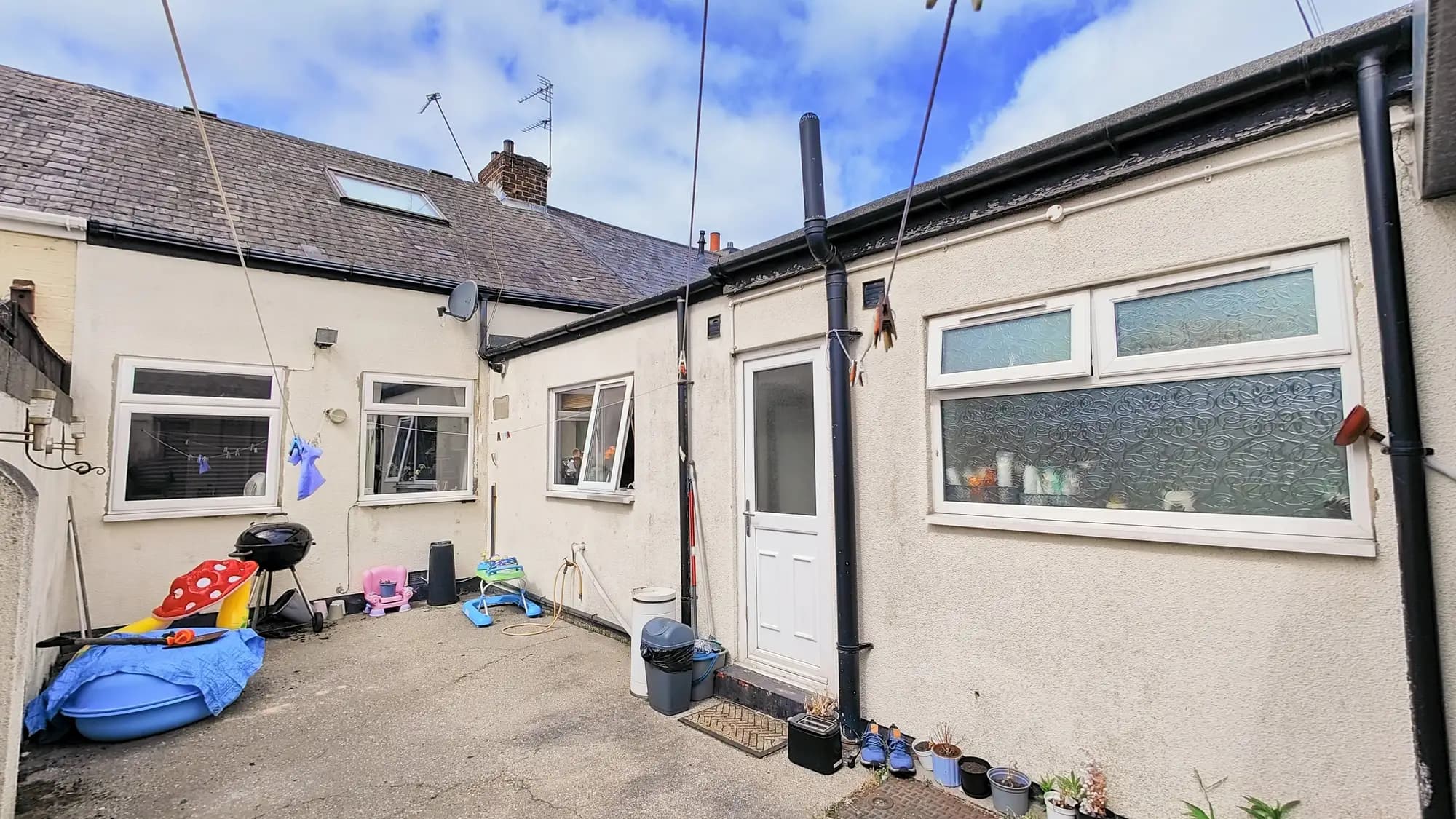 property photo 22 of 25