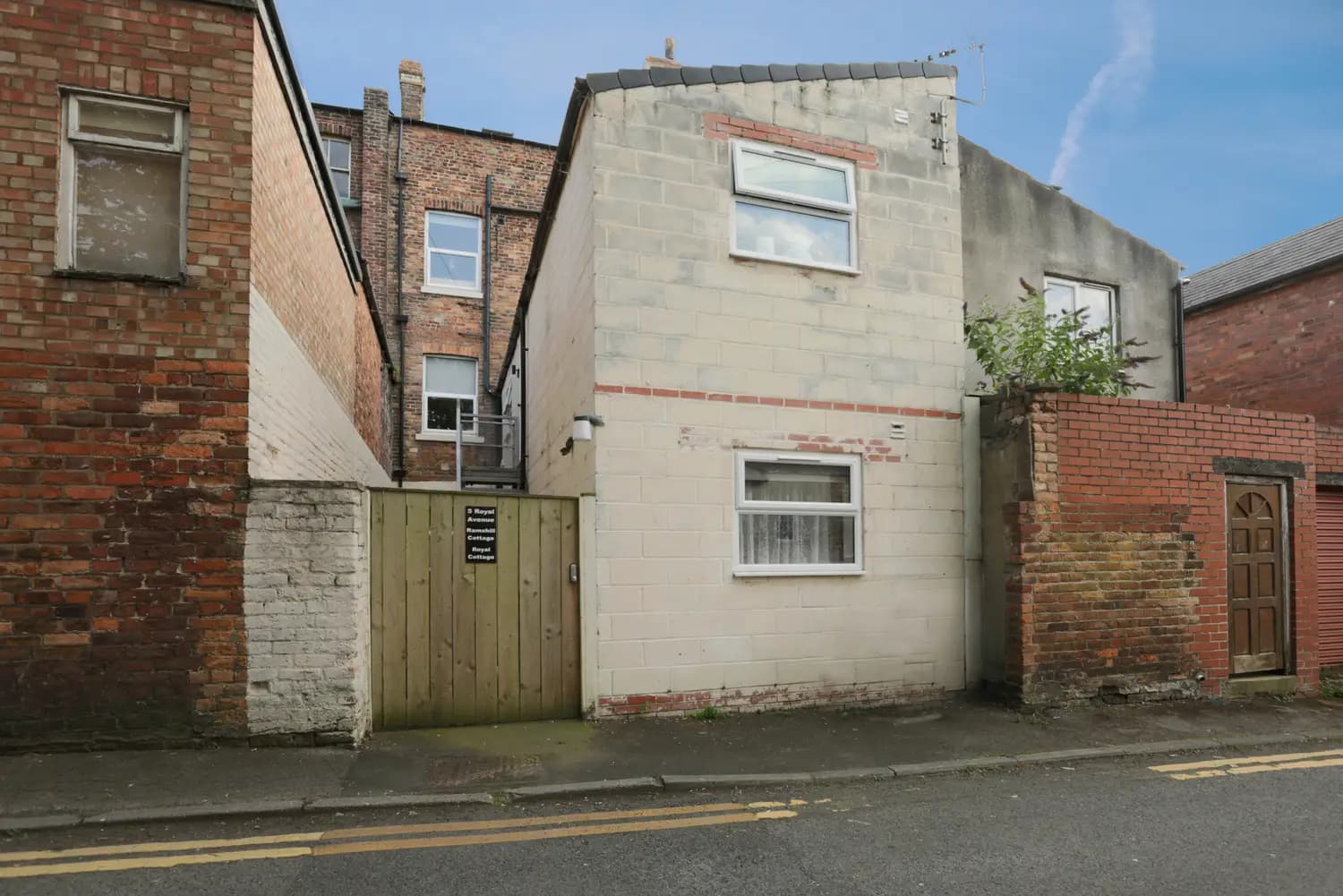 property photo 1 of 12