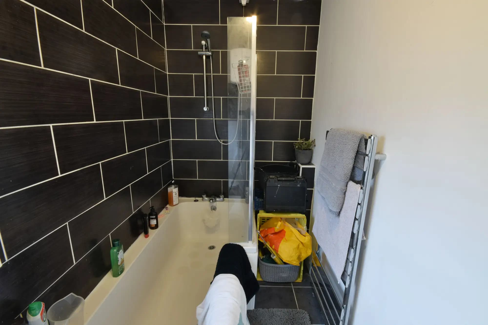 property photo 6 of 15