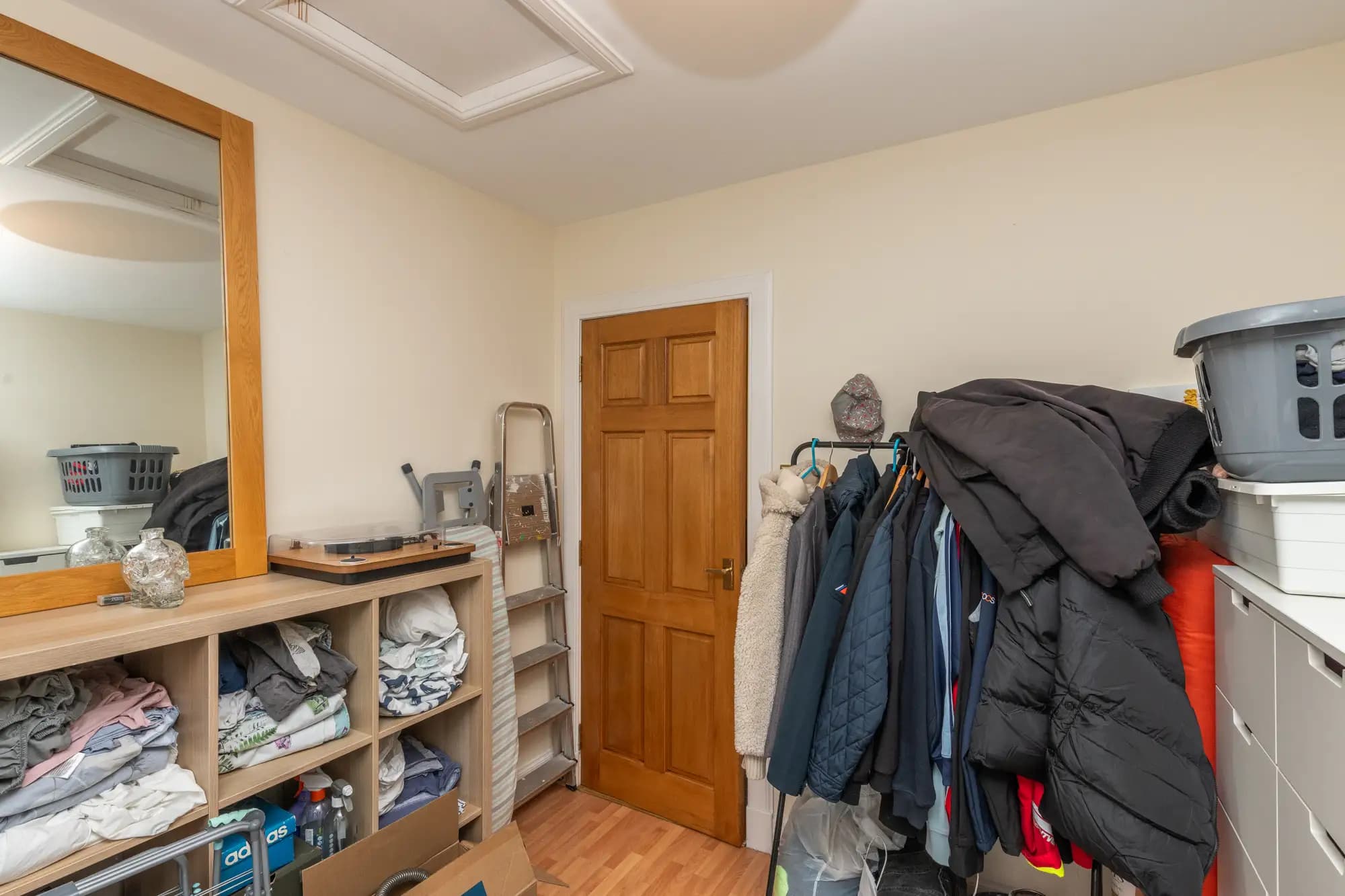 property photo 18 of 30