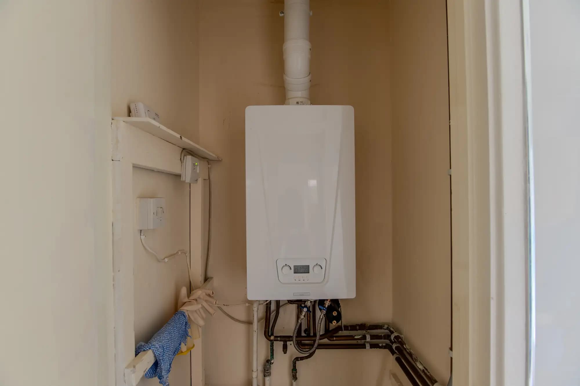 property photo 10 of 14