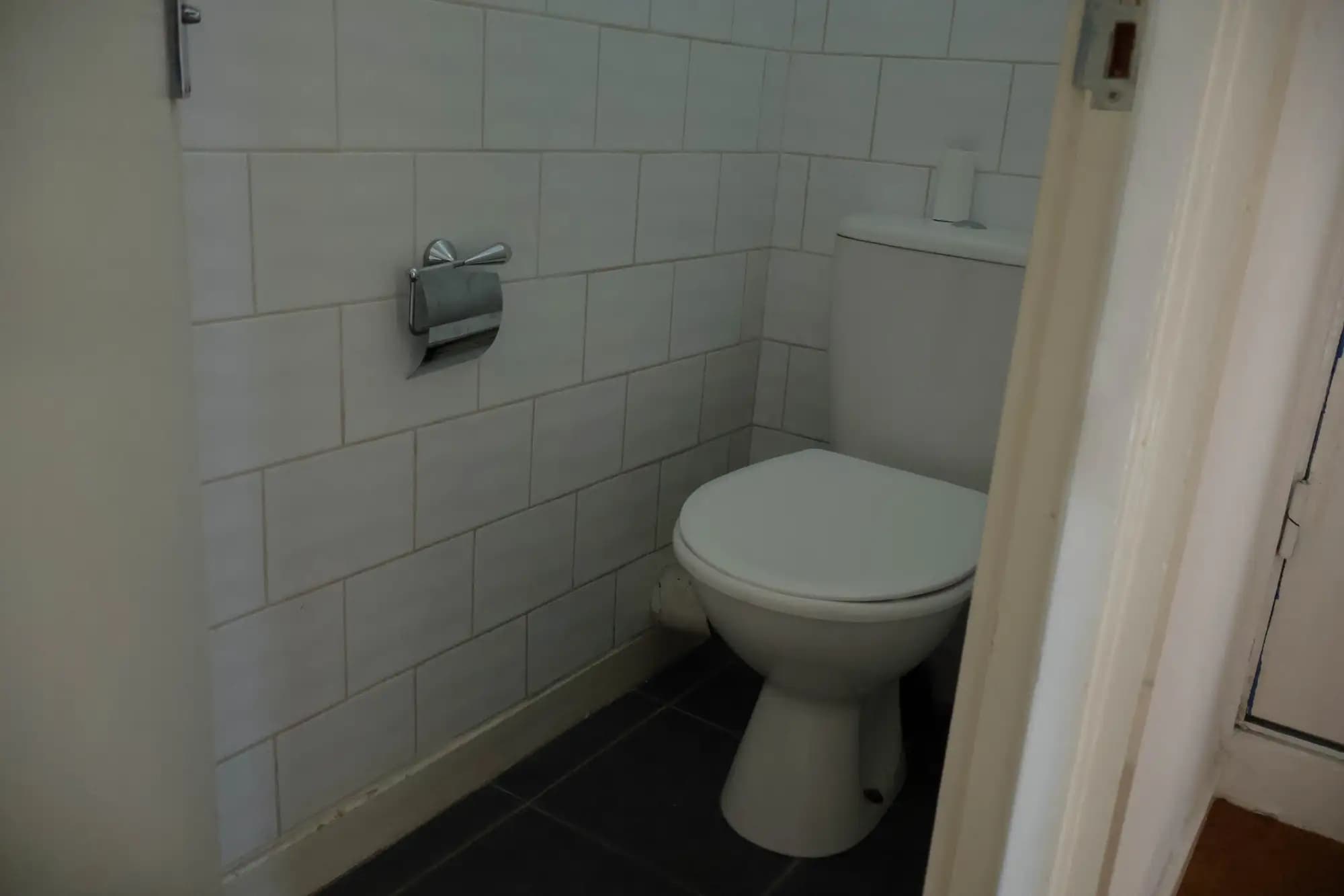 property photo 5 of 19