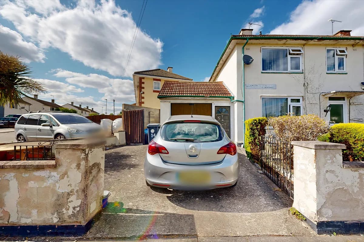 property photo 27 of 38